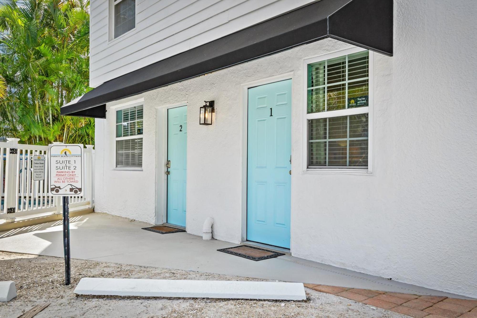 Parrot Beach Cottages Siesta Key Rom bilde